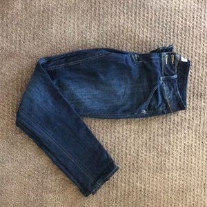 Mid rise skinny jeans